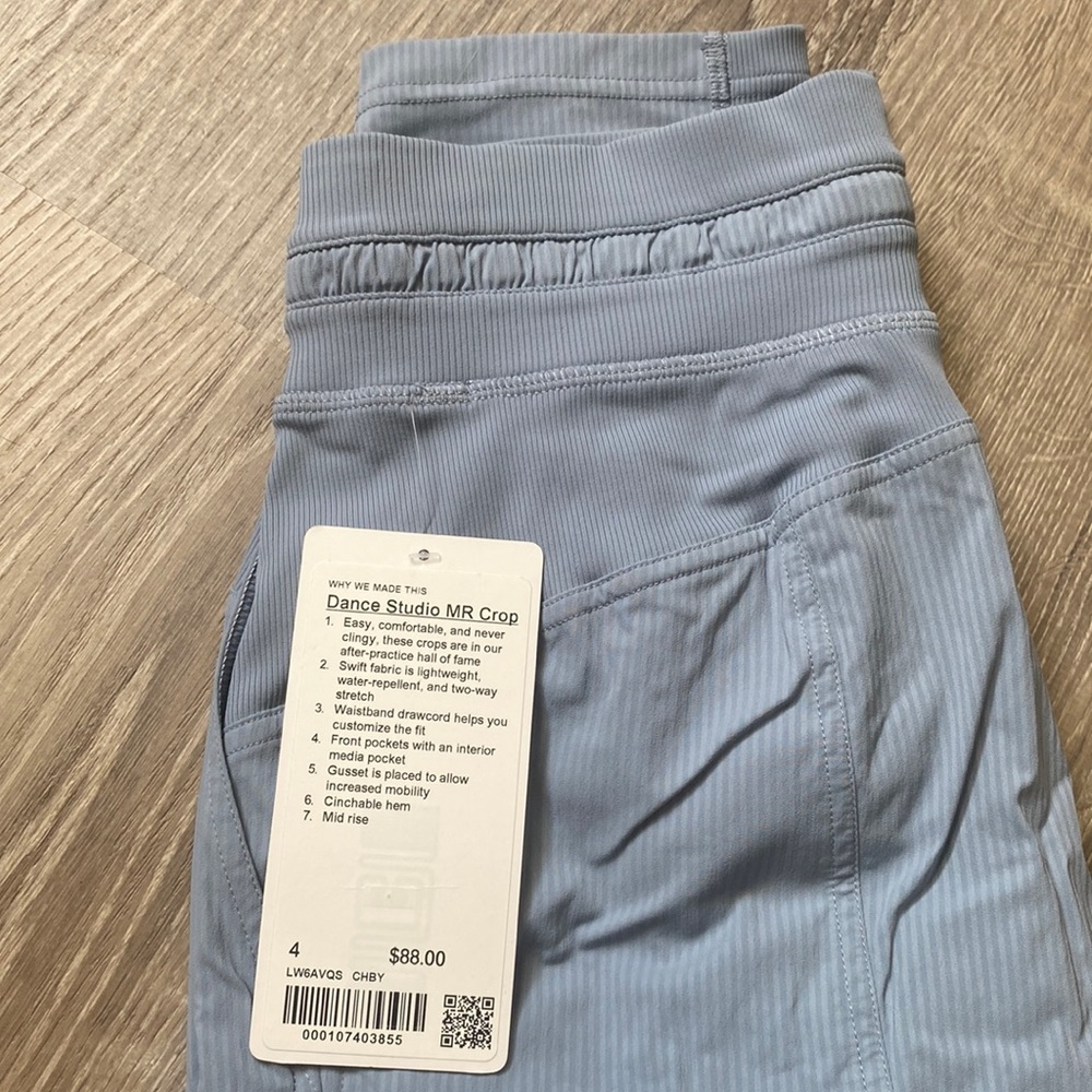 Lulu lemon Dance Studio MR crop pants